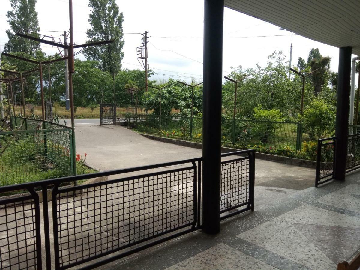 Julia Guest House Kobuleti Zewnętrze zdjęcie